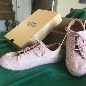 UGG PINK SUEDE SNEAKER WITH LEATHER LACES